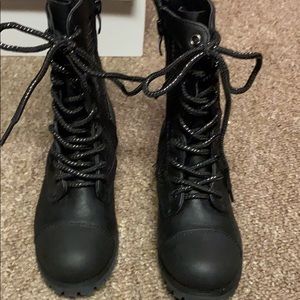 Girls combat boots